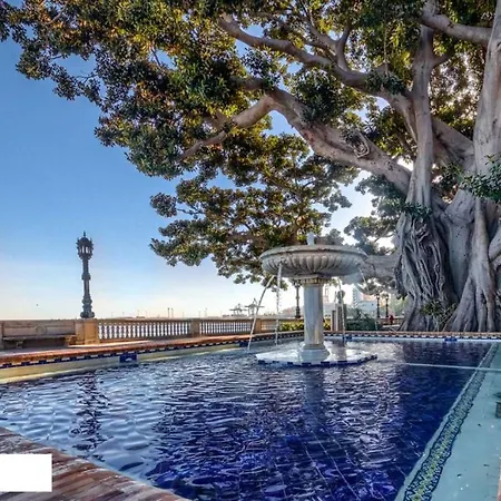 Precioso Apartamento En * Cadice
